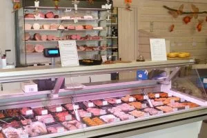 Vers vlees en vleeswaren haalt u bij de slagerij van Smaakrijk
