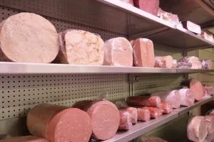 Vers vlees en vleeswaren haalt u bij de slagerij van Smaakrijk